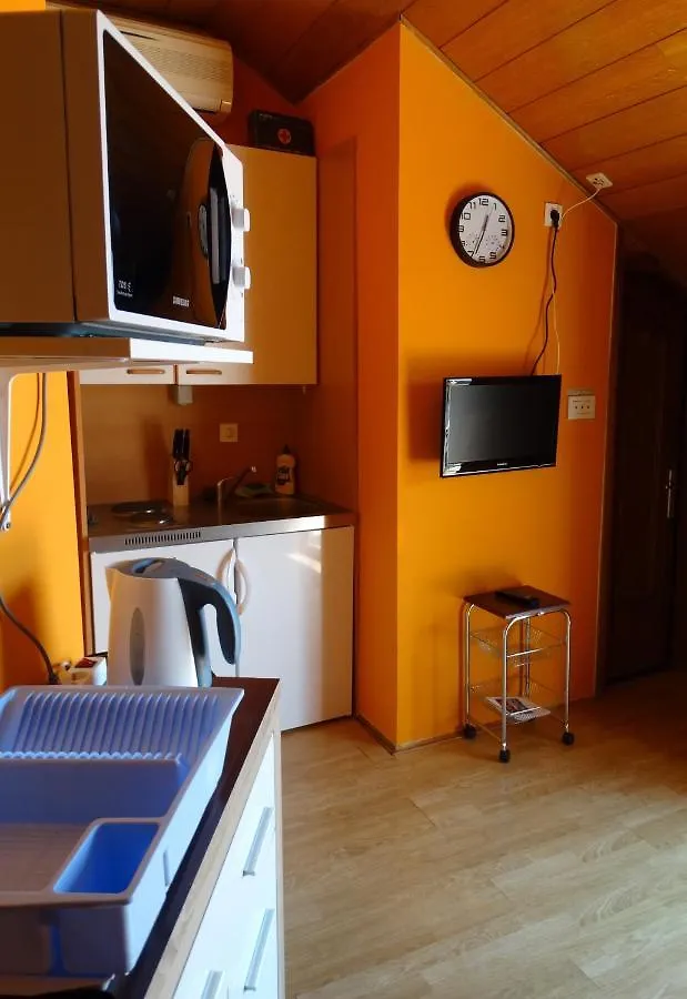 Apartman Crikvenica 30099 - Dane